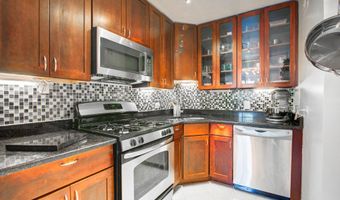 3000 SPOUT RUN Pkwy C603, Arlington, VA 22201