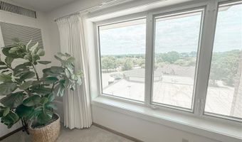 2200 Hamilton Dr 610, Ames, IA 50014