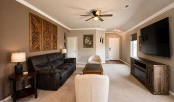 4081 Kings River Trl, Bauxite, AR 72011