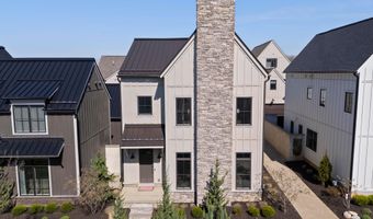 2899 Katmai Dr A, Columbus, OH 43228