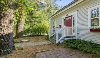 81 Richardson St, Bath, ME 04530