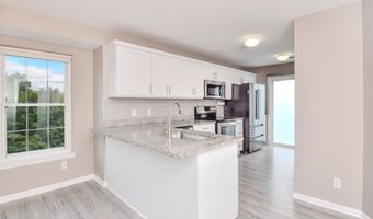 1892 Lindsay Ln, Ann Arbor, MI 48104
