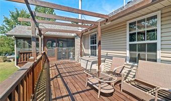 2 Creetown Cir, Bella Vista, AR 72715