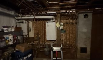 38 Union St, Belfast, ME 04915