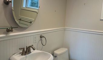 2660 GREENBRIAR Ln #B, Annapolis, MD 21401