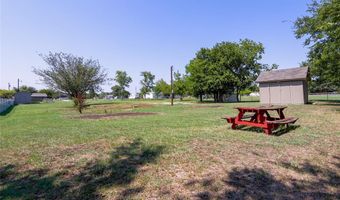 8916 Buttercup Ct, Alvarado, TX 76009