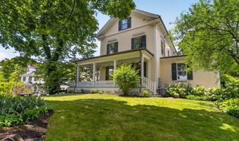 55 Academy St, Arlington, MA 02476