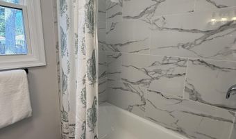 310 Spruce St, Absecon, NJ 08201