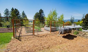 6616 Comanche St, Bonners Ferry, ID 83805