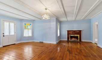 304 Central Blvd, Bayville, NJ 08721