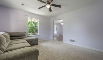 18 ARDSLEY Cir, Dover, DE 19904