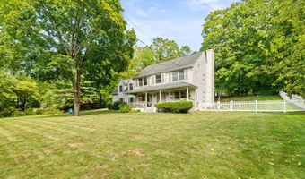 489 Hoyt St, Darien, CT 06820
