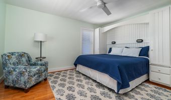 237 Sea Dreams Dr, Atlantic Beach, NC 28512