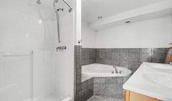9214 S Cedar Dr, Allendale, MI 49401