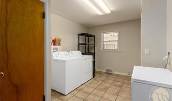 615 Rimrock Rd, Billings, MT 59102