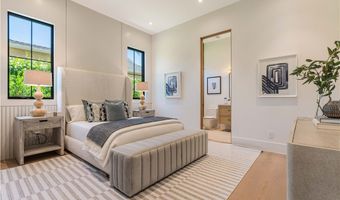 16711 Moorpark St, Encino, CA 91436
