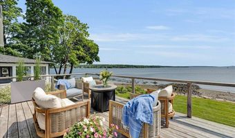 48 Ocean St, Belfast, ME 04915