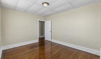 2 S Hartford Ave, Atlantic City, NJ 08401