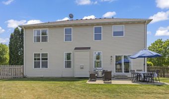 621 Lake Cornish Way, Algonquin, IL 60102
