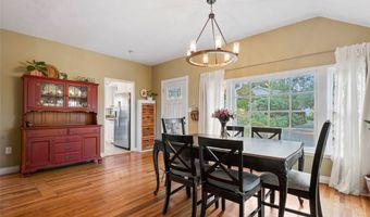 967 W 2nd Ave, Escondido, CA 92025