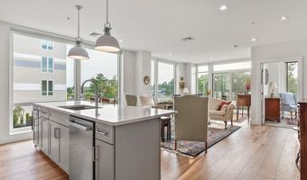 267 US Route 1, Falmouth, ME 04105