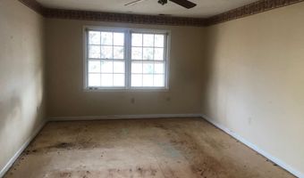 105 Forestdale Dr, Boiling Springs, SC 29316