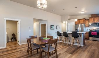 746 Seacrest Dr, Bandon, OR 97411