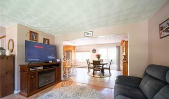 100 Whitney Ln, Burrillville, RI 02858