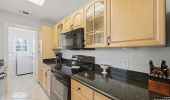 10835 Rosemar, Adkins, TX 78101