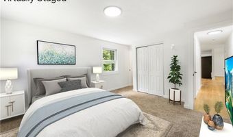 1009 OAK TREE Rd, Akron, OH 44320