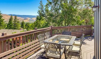 1509 Woodland Dr, Ashland, OR 97520