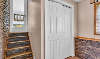 1233 Pacific Ave, Beachwood, NJ 08722