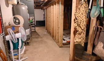 196 W Lake Dr, Arlington, SD 57212