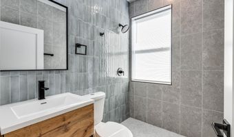 921 EDGLEY St, Philadelphia, PA 19122