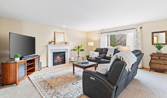 20794 WALNUT St NE, Aurora, OR 97002