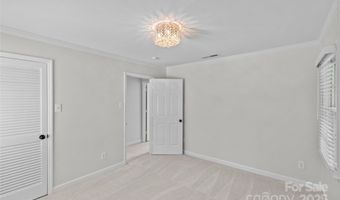 1811 Manor Mill Rd, Charlotte, NC 28226