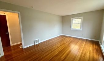 1055 Whittier Ave, Akron, OH 44320