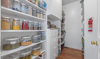 301 BERKLEY Ave, Belle Mead, NJ 08502