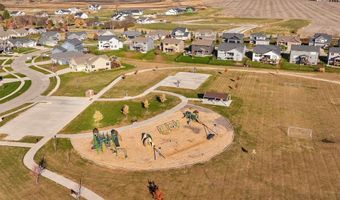 2107 NE 17th St, Ankeny, IA 50021