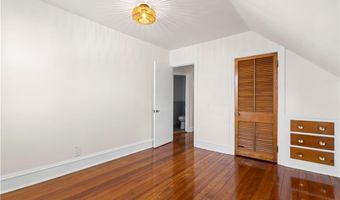 274 Montgomery Ave, Cranston, RI 02905