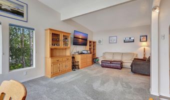19052 W Arctic Tern Ln, Big Lake, AK 99652