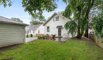 15 Berwick Pl, East Providence, RI 02916