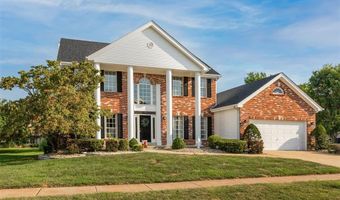 420 April Oaks Ct, Ballwin, MO 63021