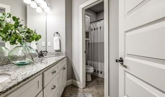 5507 Nottingham Pl, Bartlesville, OK 74006