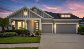 7322 PARADISO Dr, Apollo Beach, FL 33572