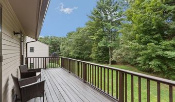 84 Cardinal Dr, North Kingstown, RI 02852