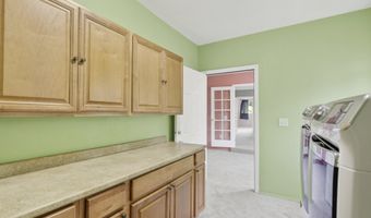 10418 CHAMPOEG Rd, Aurora, OR 97002