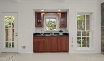 8008 RISING RIDGE Rd, Bethesda, MD 20817