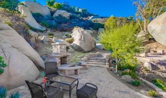 28548 Meadow Glen Way W, Escondido, CA 92026