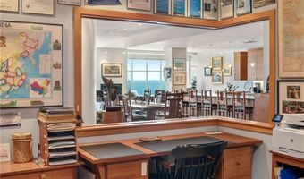 345 Thames St 407 N, Bristol, RI 02809